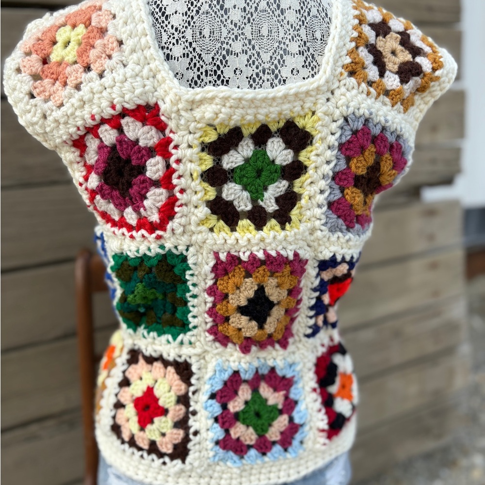 Boho Crochet Granny Square Vest – Handmade from Vintage Afghan - Picture 9 of 11